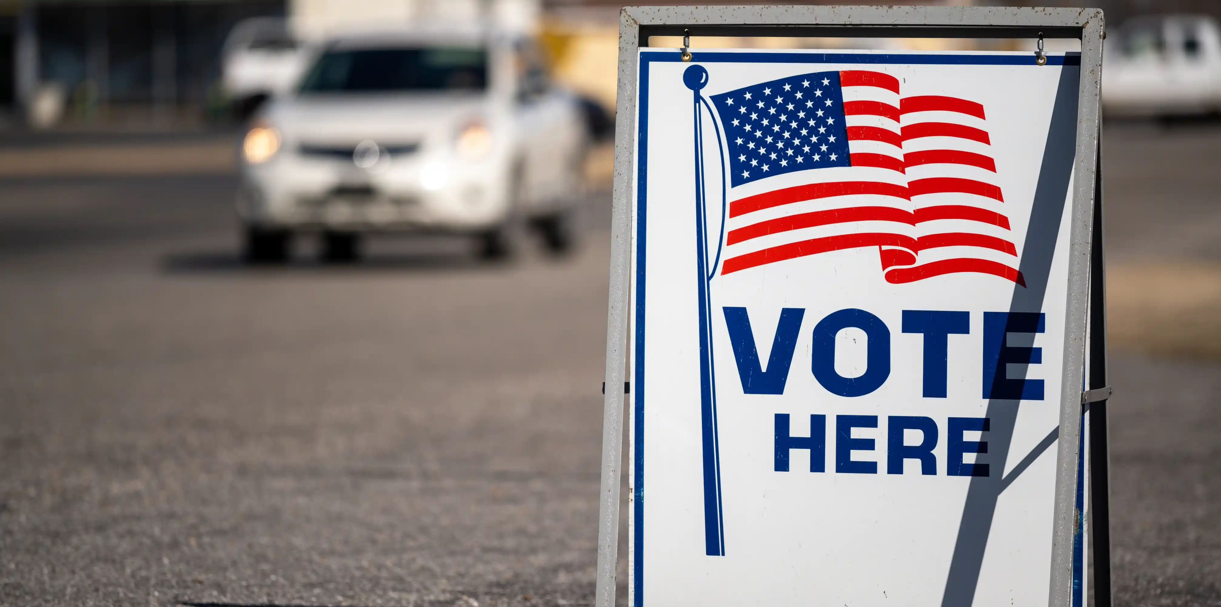 Voting sign for New Hampshire state primary